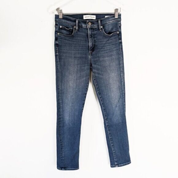 Aritzia Denim Forum The Nico Mid Rise Skinny Crop Jeans - Picture 2 of 9